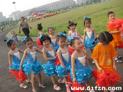 亲子运动会小班